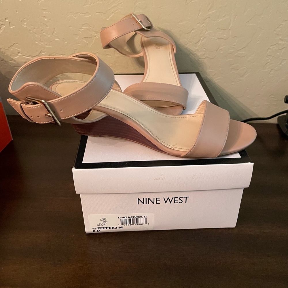 Nine West Women's Light Pink Wedges